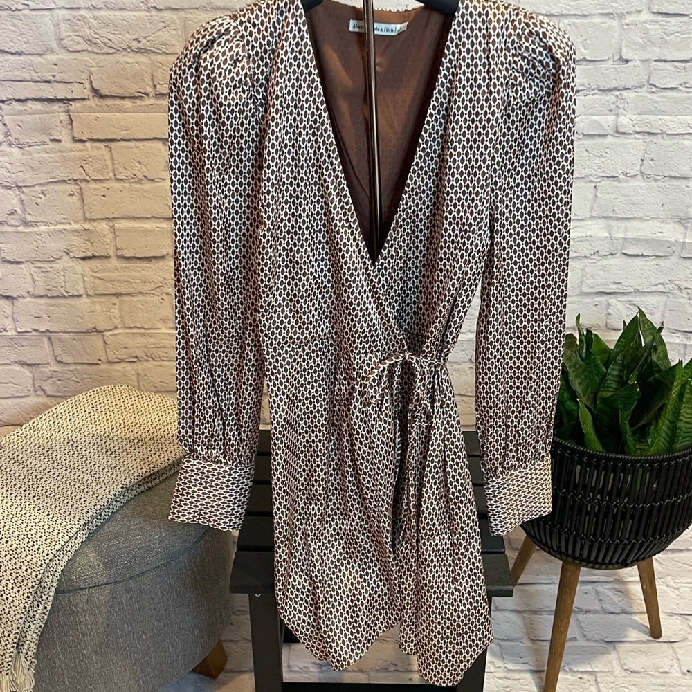 Abercrombie & Fitch Wrap Midi Dress